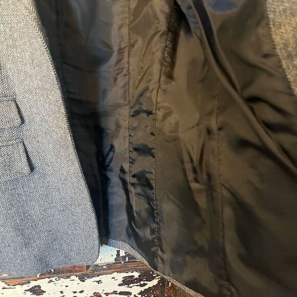 Banana Republic classic wool tweed blazer w suede elbow patches. Women’s size 8 - Picture 7 of 12